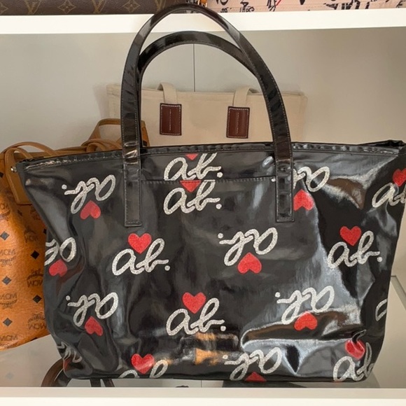 Agnes B. Limited edition, AB glitter heart tote bag. - Picture 7 of 16